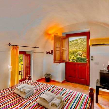 B&B Villa Della Porta, Amalfi Coast - Historical Heritage Vico Equense Bagian luar foto
