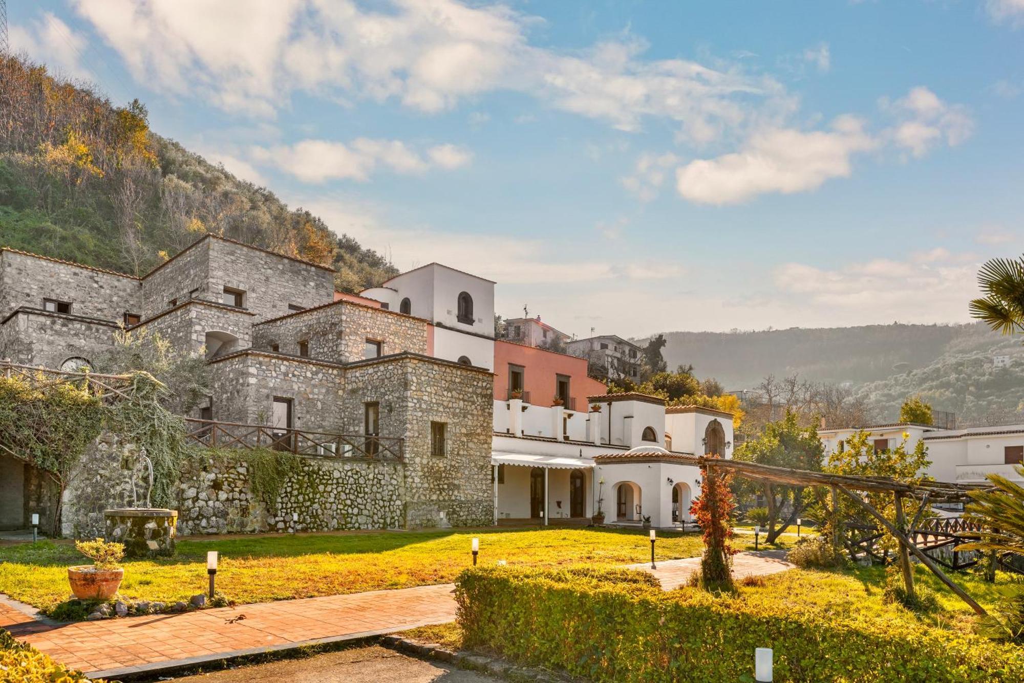 B&B Villa Della Porta, Amalfi Coast - Historical Heritage Vico Equense Bagian luar foto