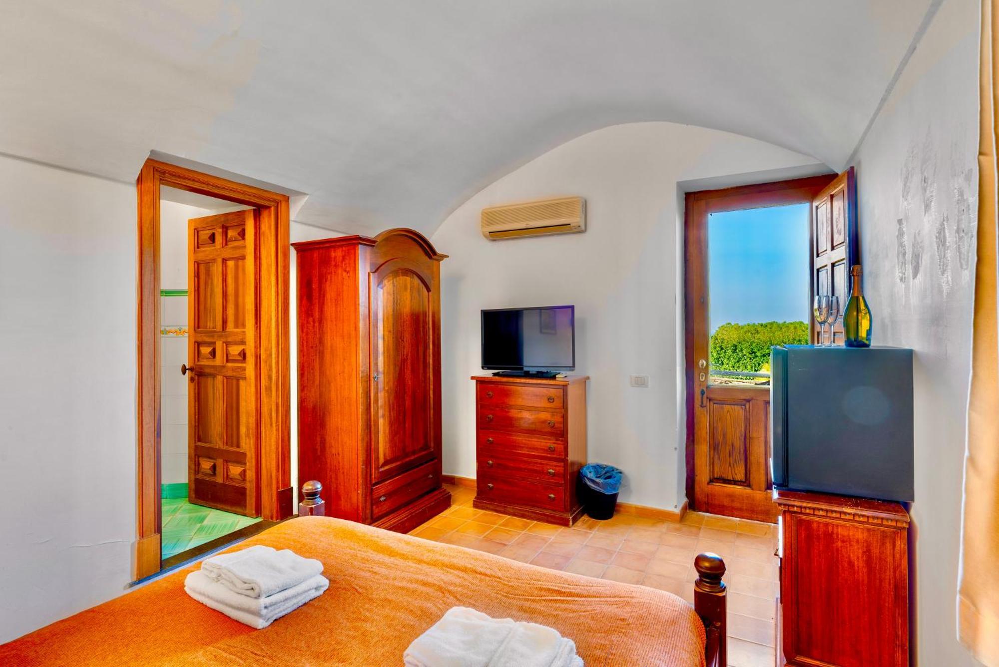 B&B Villa Della Porta, Amalfi Coast - Historical Heritage Vico Equense Bagian luar foto