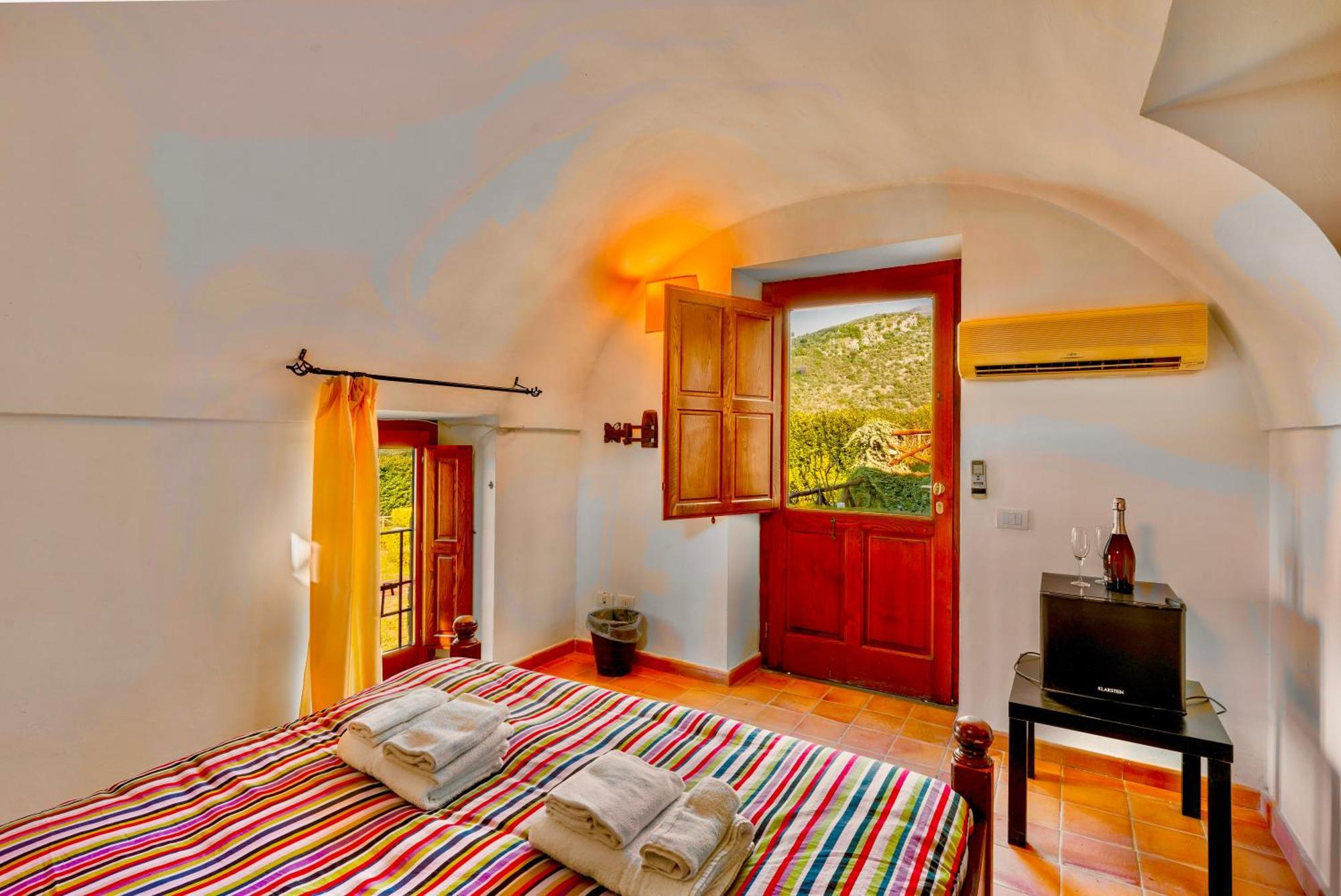 B&B Villa Della Porta, Amalfi Coast - Historical Heritage Vico Equense Bagian luar foto