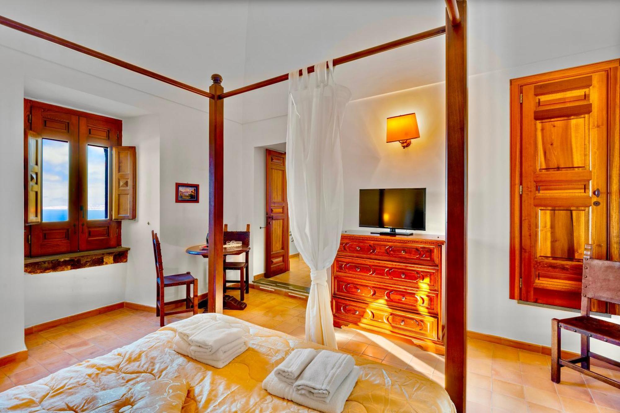 B&B Villa Della Porta, Amalfi Coast - Historical Heritage Vico Equense Bagian luar foto